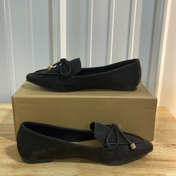 Shoes - Journee Collection Womens Muriel Black Size 7